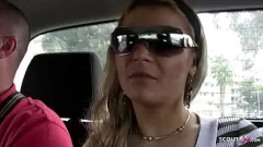 Jouer Casting anal sur la plage de Shana Spirit : une jeune adolescente amateur devient crue et brutale