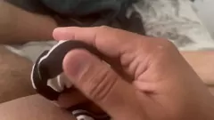 Jouer Séance de masturbation sale de Charlie avec des culottes de filles