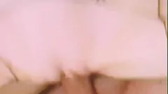 Reproducir Gran Dick Doggystyle Creampie para latina afeitada en medias