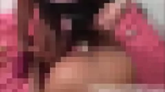 Afspelen Enorme dildo anaal spelen en intense femdom pijpbeurt