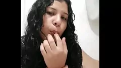 Odtwórz Teen Wenezolana, 18yo Jovencita, nie ma dość jej mokrej cipki i amatorskiej loda na kamerze internetowej
