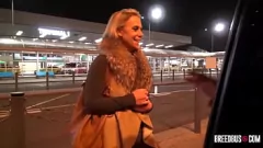 Afspelen Sasha Steele's Wild Van Ride en sperma-gevulde mond