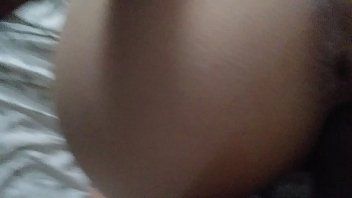 تشغيل ديانا من Valcea الملاعين مع رجل من كرايوفا في منزلها