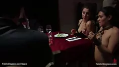 Reproduzir Vinculado BBW Desgraça Pública: Hardcore Interracial Sexo em Grupo