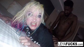 Play Pain fainting from the negro with the big cock who fucks her hard