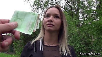 Afspelen Monika betaalde in pahardcoree voor xxx harde gek